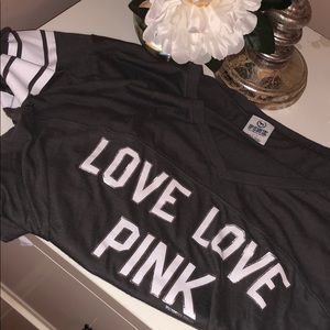 Good condition woman’s pink  T-shirt
